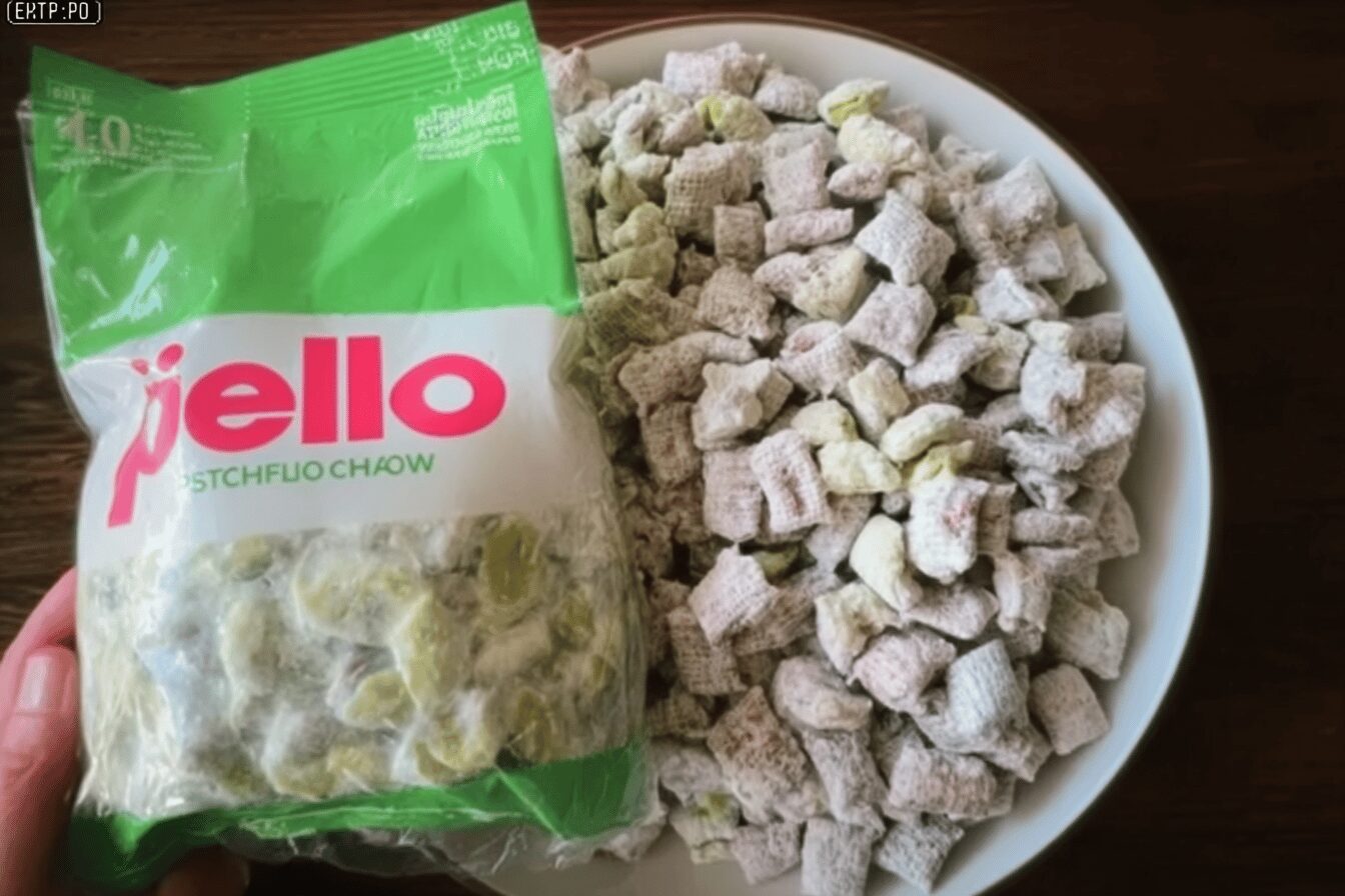Pistachio Puppy Chow